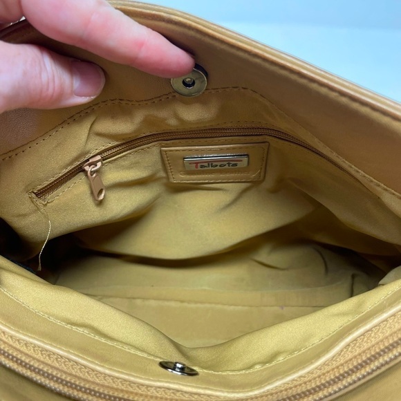 Talbots Leather Crossbody Bag – Yellow Tan – Adjustable Strap - Picture 7 of 12